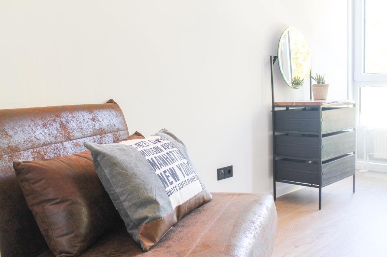New York Apartment - Fuer Freunde & Familien, Stadtnah, Parkplatz, E-Ladestation, Gitterbox Fuer Fahrraeder, Fitnessstudio, Digitale Gaestemappe Mit Restaurant- Und Unternehmenstipps 코블렌츠 외부 사진
