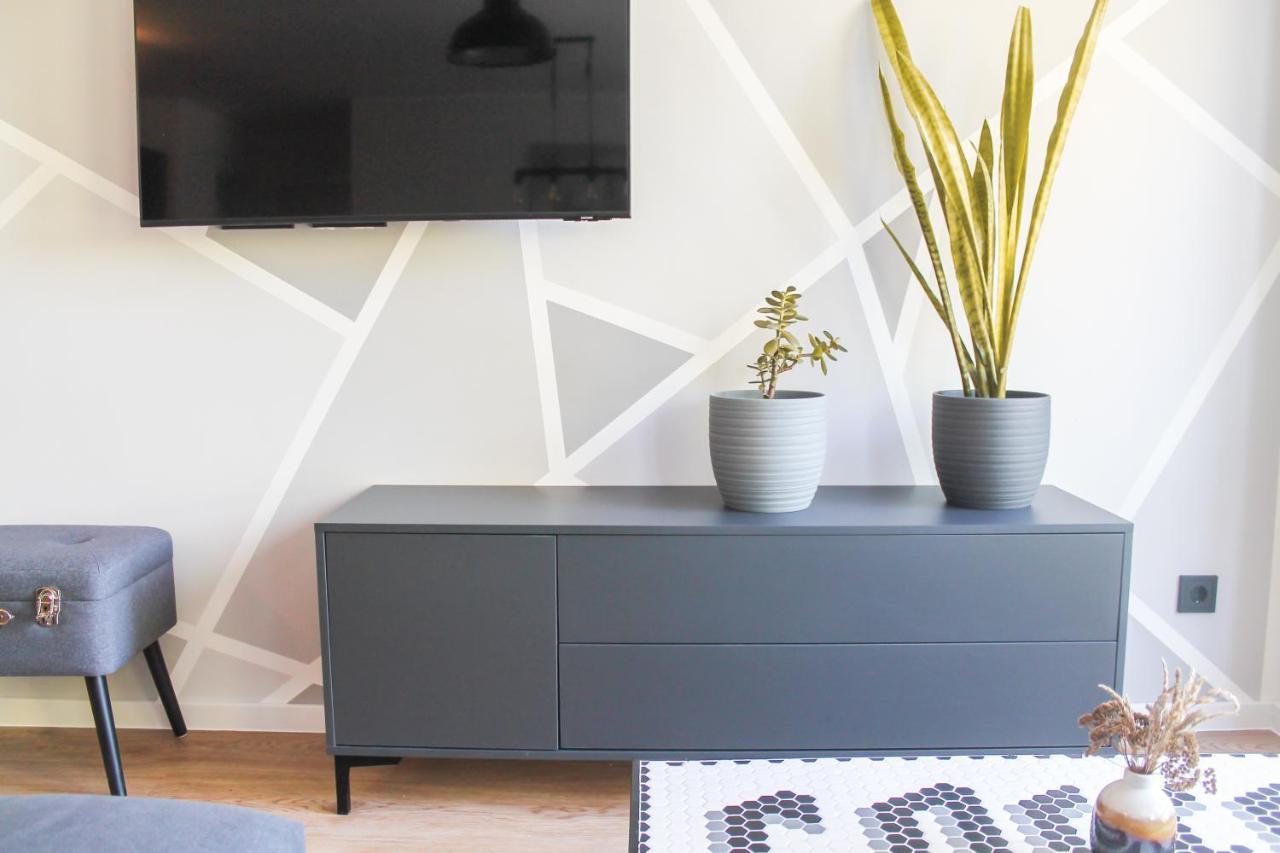 New York Apartment - Fuer Freunde & Familien, Stadtnah, Parkplatz, E-Ladestation, Gitterbox Fuer Fahrraeder, Fitnessstudio, Digitale Gaestemappe Mit Restaurant- Und Unternehmenstipps 코블렌츠 외부 사진
