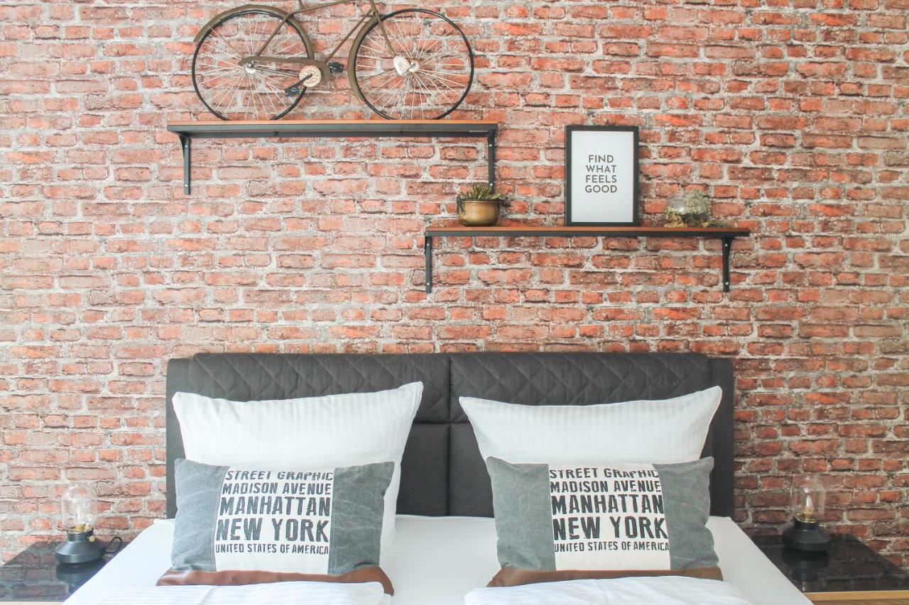 New York Apartment - Fuer Freunde & Familien, Stadtnah, Parkplatz, E-Ladestation, Gitterbox Fuer Fahrraeder, Fitnessstudio, Digitale Gaestemappe Mit Restaurant- Und Unternehmenstipps 코블렌츠 외부 사진