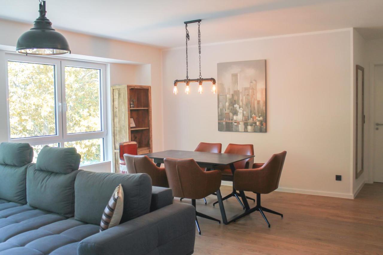 New York Apartment - Fuer Freunde & Familien, Stadtnah, Parkplatz, E-Ladestation, Gitterbox Fuer Fahrraeder, Fitnessstudio, Digitale Gaestemappe Mit Restaurant- Und Unternehmenstipps 코블렌츠 외부 사진