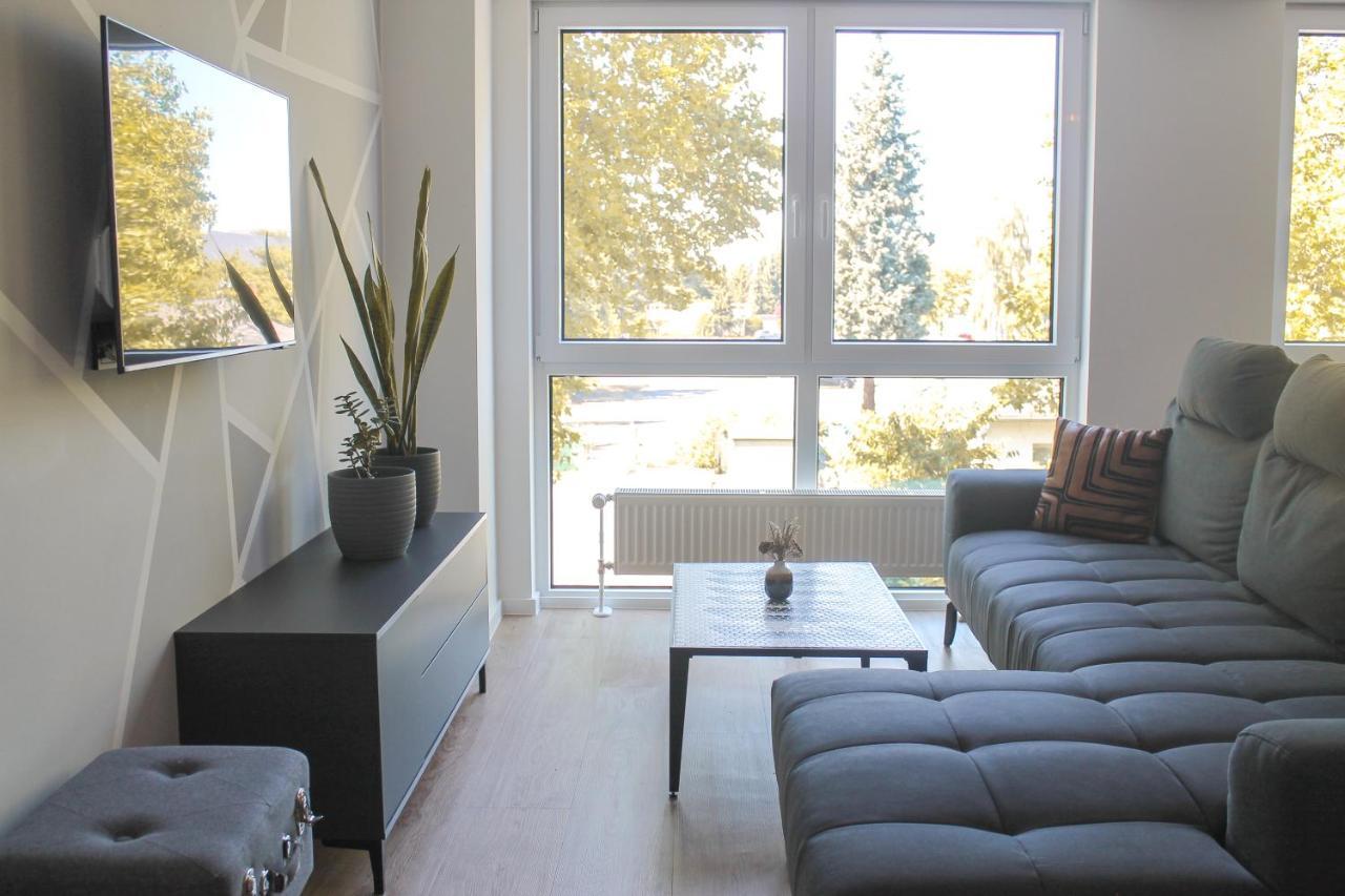 New York Apartment - Fuer Freunde & Familien, Stadtnah, Parkplatz, E-Ladestation, Gitterbox Fuer Fahrraeder, Fitnessstudio, Digitale Gaestemappe Mit Restaurant- Und Unternehmenstipps 코블렌츠 외부 사진