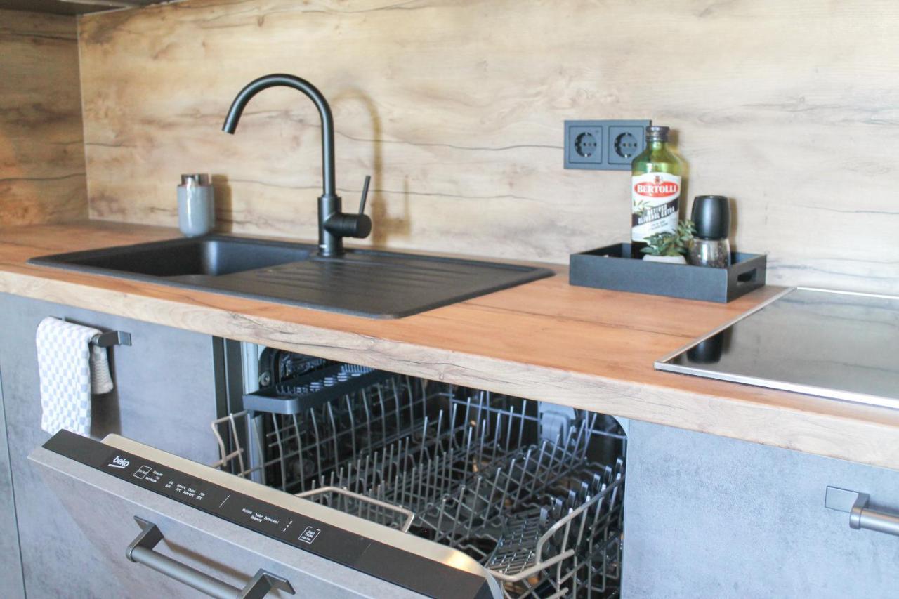 New York Apartment - Fuer Freunde & Familien, Stadtnah, Parkplatz, E-Ladestation, Gitterbox Fuer Fahrraeder, Fitnessstudio, Digitale Gaestemappe Mit Restaurant- Und Unternehmenstipps 코블렌츠 외부 사진